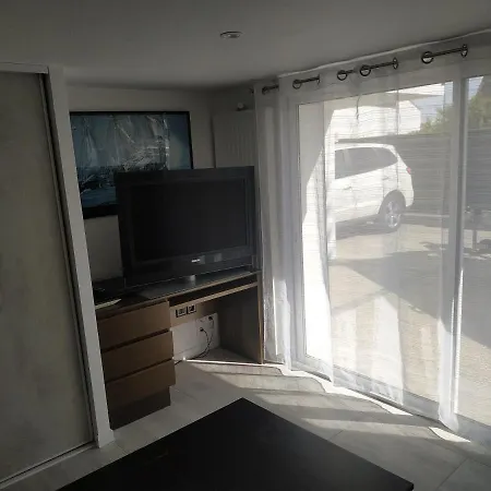 Apartmán T2 Conleau A 200 Metres De La *